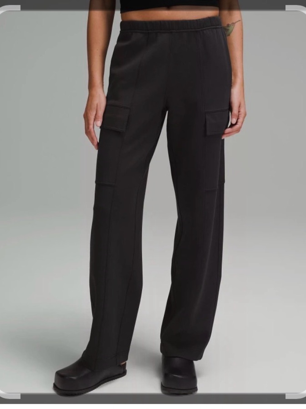 lululemon athletica mid rise Black Cargo Pants